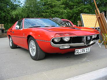 alfa romeo montreal