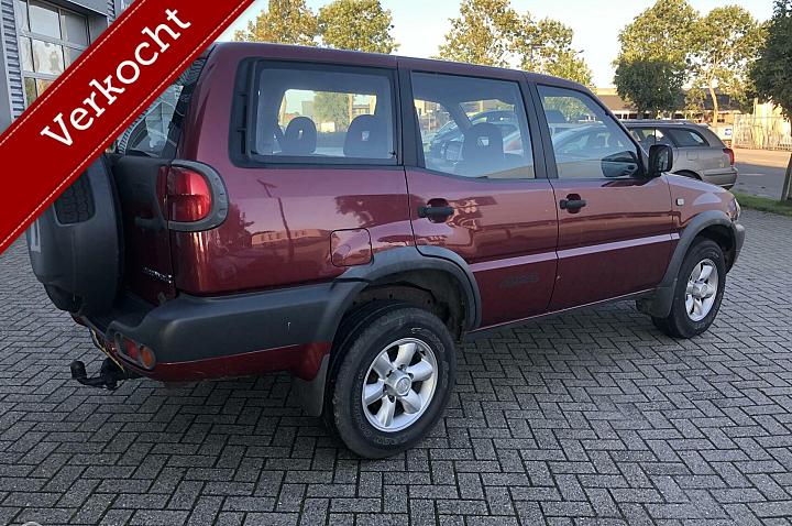 Nissan Terrano verkocht 2.4 Comfort