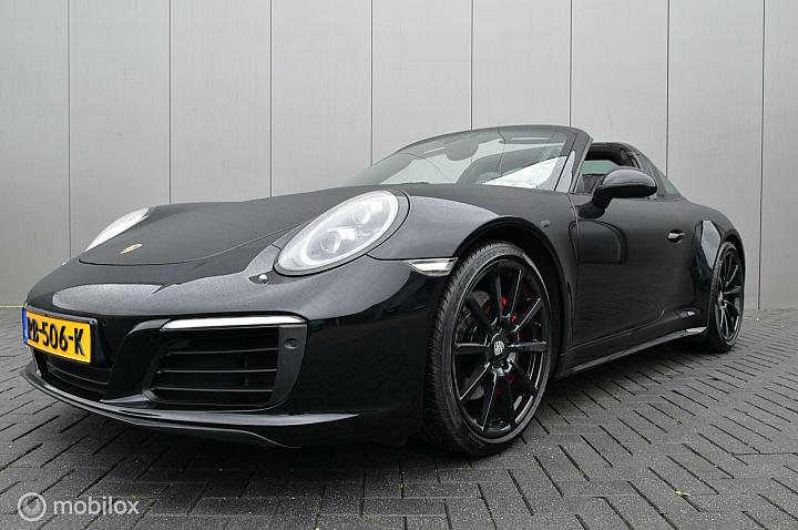 Porsche 911 Targa 3.0 Carrera 4S