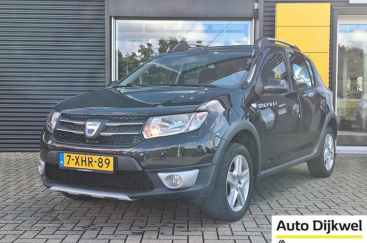 Dacia Sandero Stepway TCe 90 Lauréate Navigatie, Trekhaak